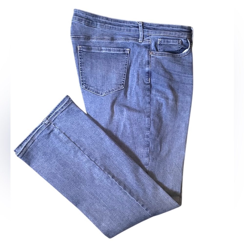 NYDJ Barbara Bootcut Jeans Size 16 Short with Lift Tuck Technology